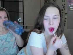 girls_love_to_play