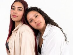 LindaAndSonya